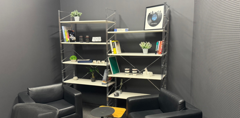 Podcast Room (2)